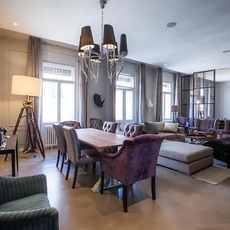 205m2 Penthouse With 75m2 Castle View Terrace And Barbercue - My Loft In Appartement Boedapest